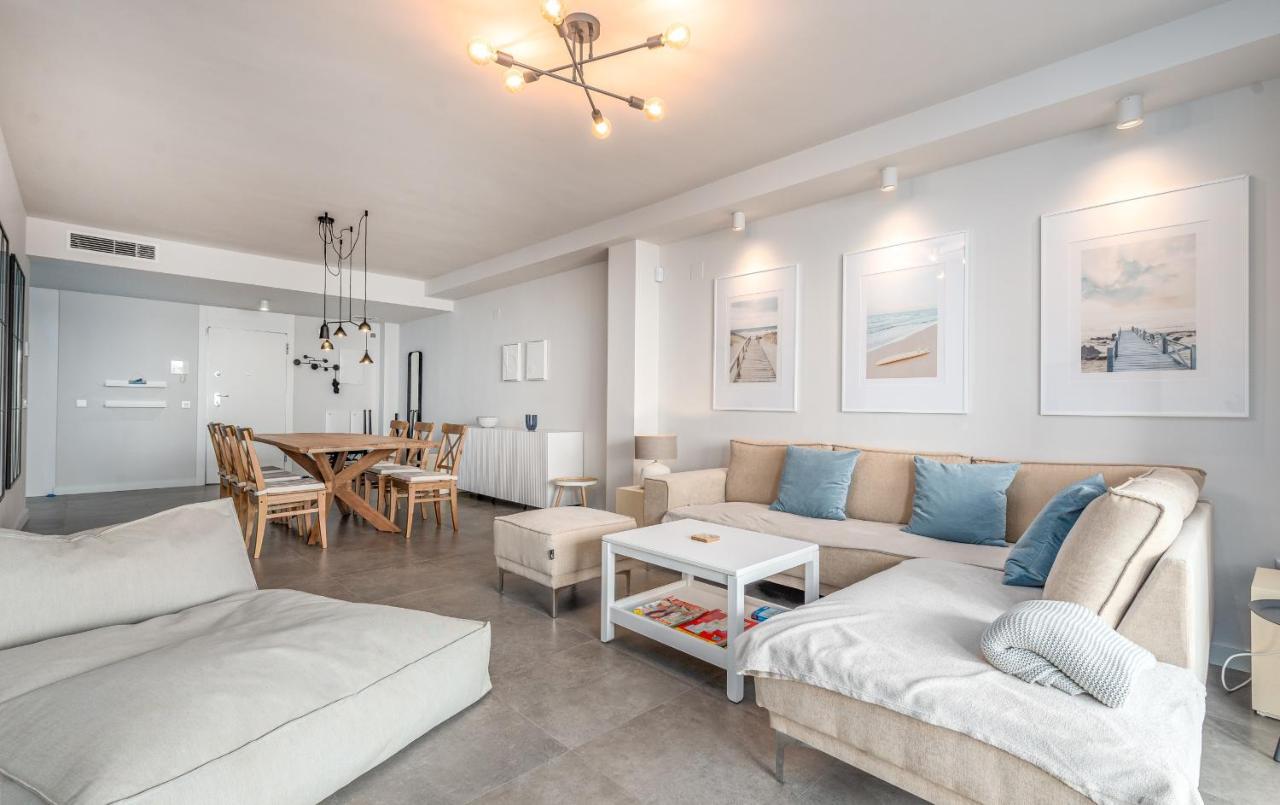 Luxurious Apartment With Sea Views Blue Suites B2-103 Manilva Exterior photo