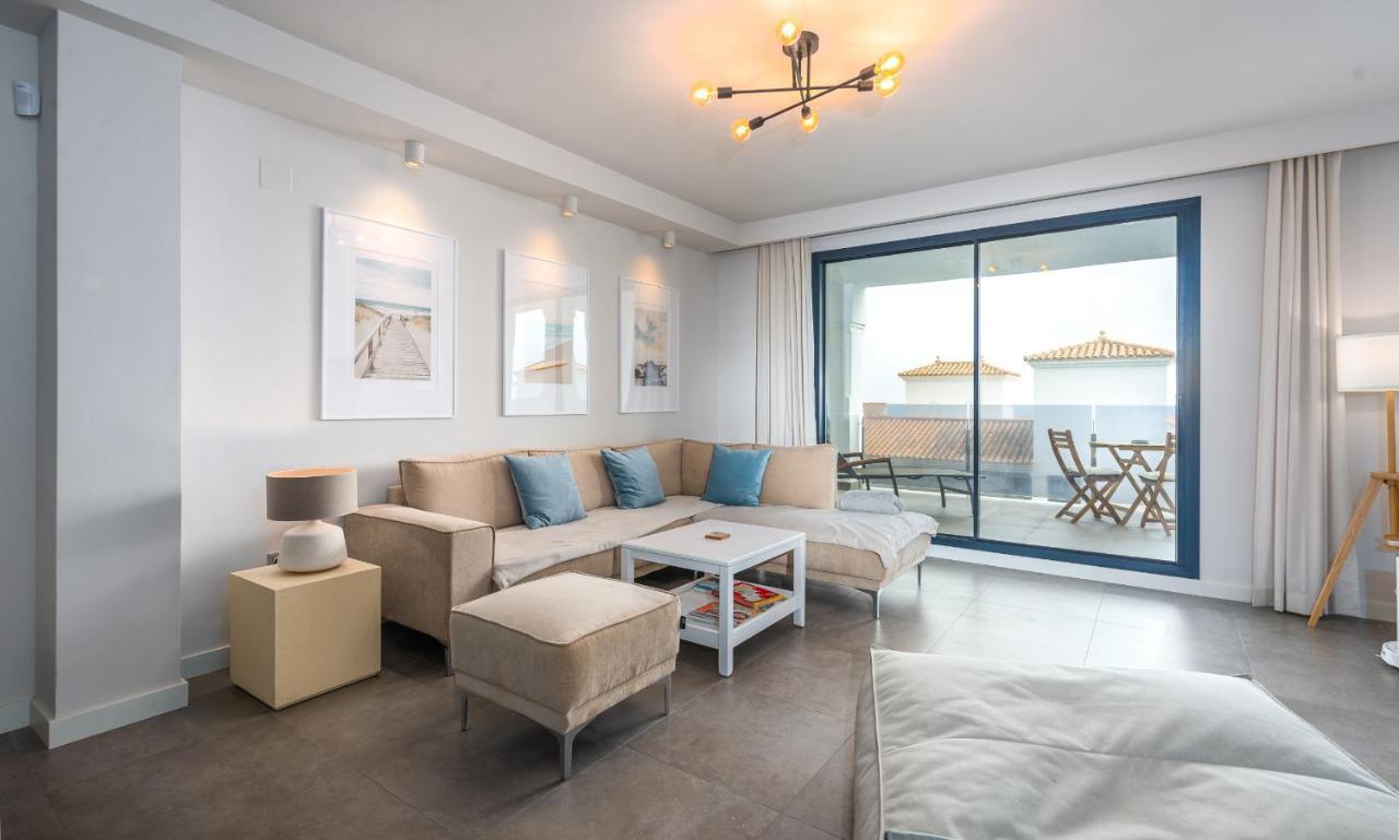Luxurious Apartment With Sea Views Blue Suites B2-103 Manilva Exterior photo