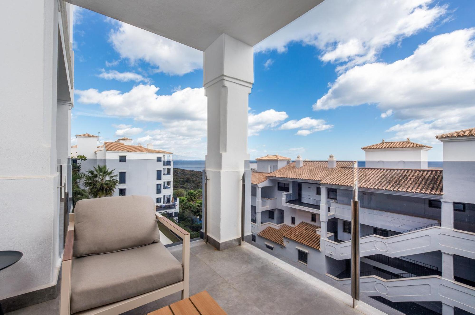 Luxurious Apartment With Sea Views Blue Suites B2-103 Manilva Exterior photo